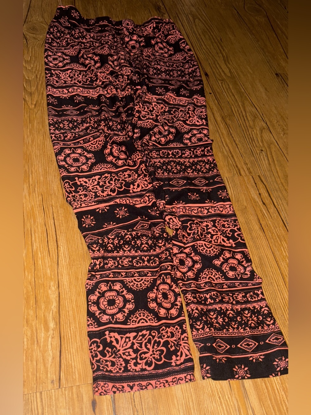 Black & Coral Floral Print Leggings
